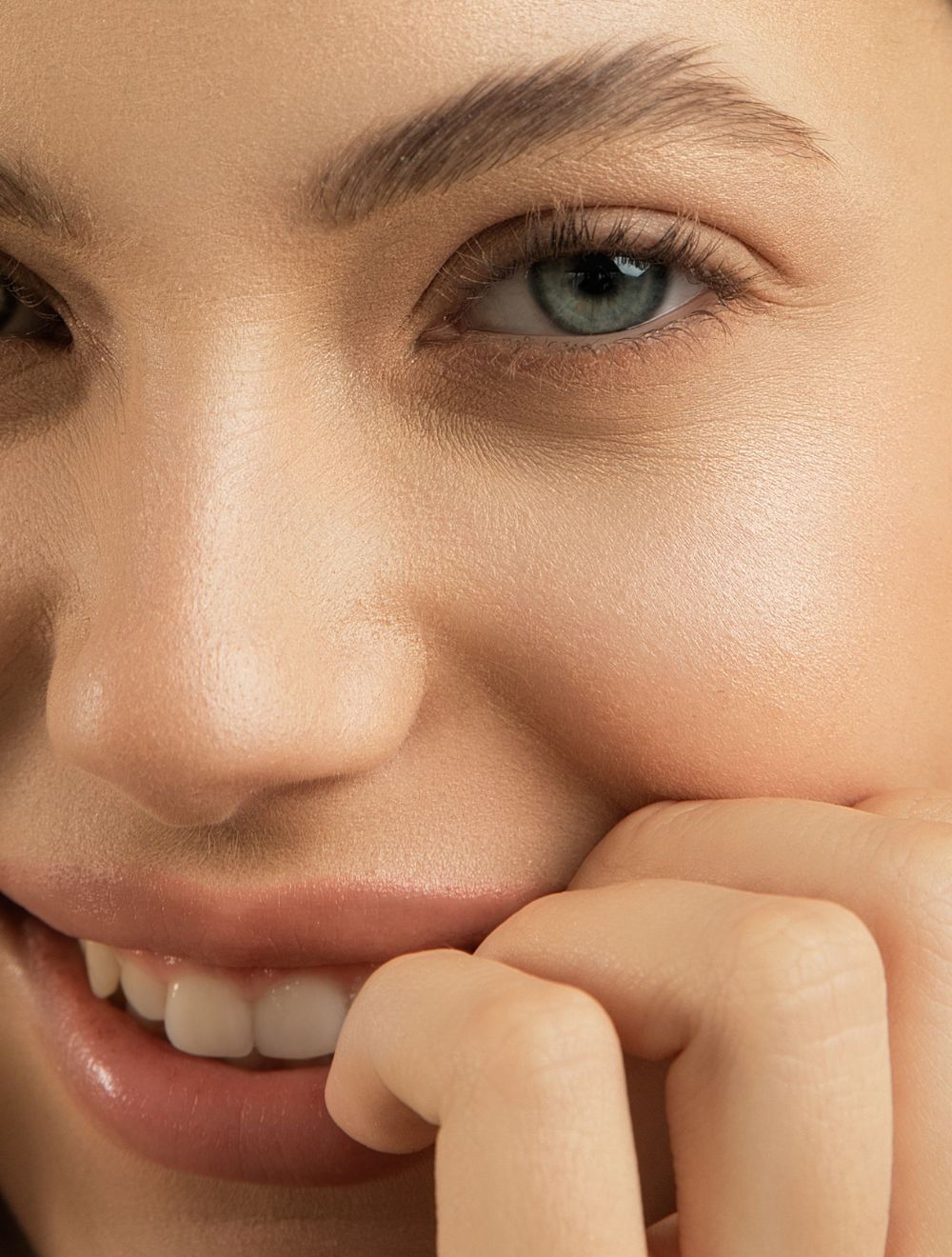 Youth Vibe krema sa smiljem za prve znake umora, beživotan ten i fine linije